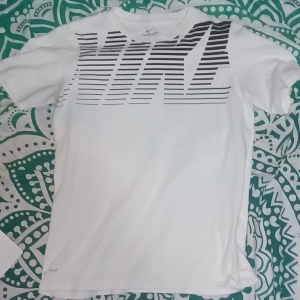 Boys Nike shirt